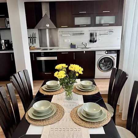 Spacious And Stylish Near The Center * Varna